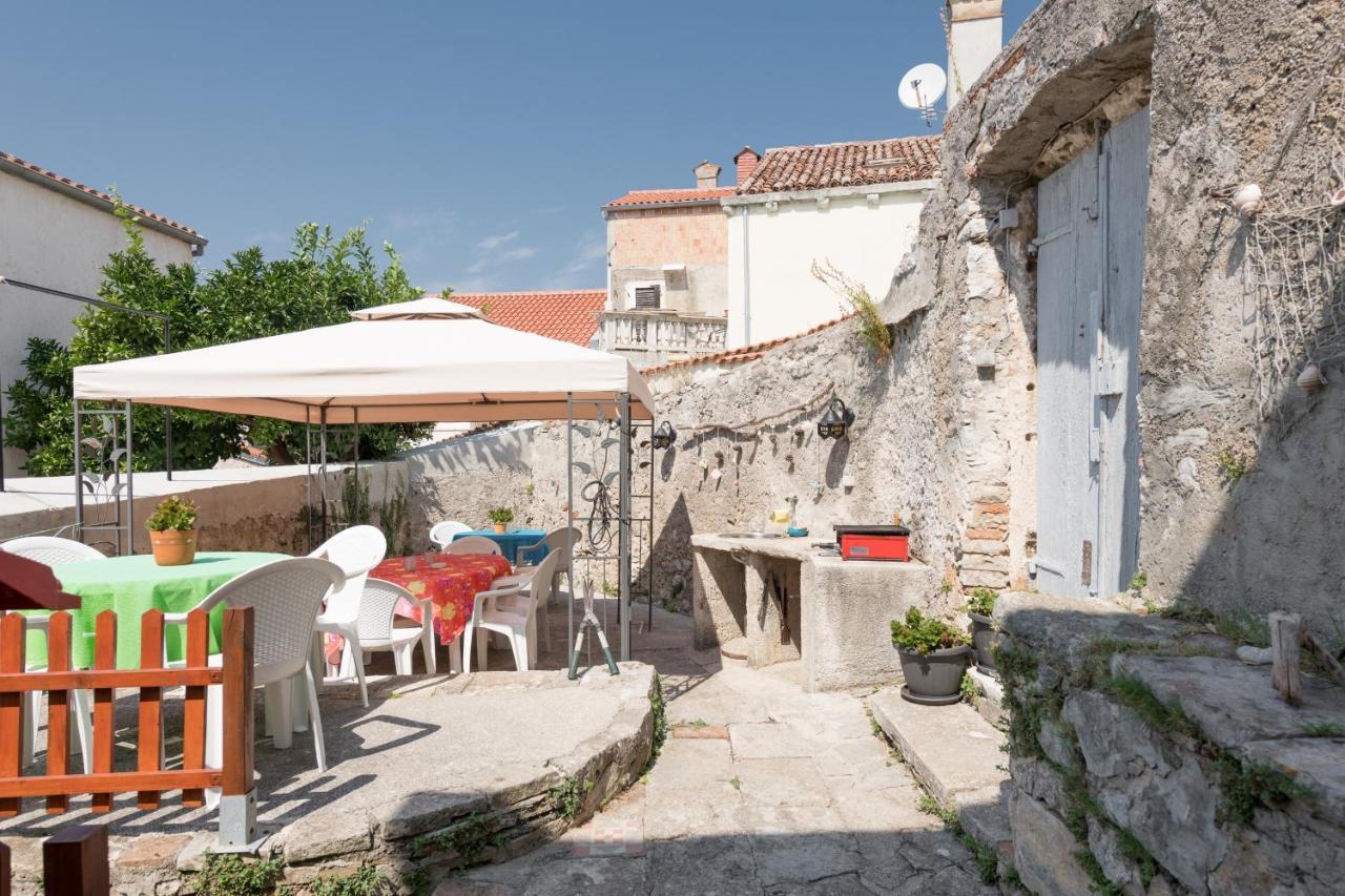 Apartments Mirakul Mali Lošinj Exterior foto